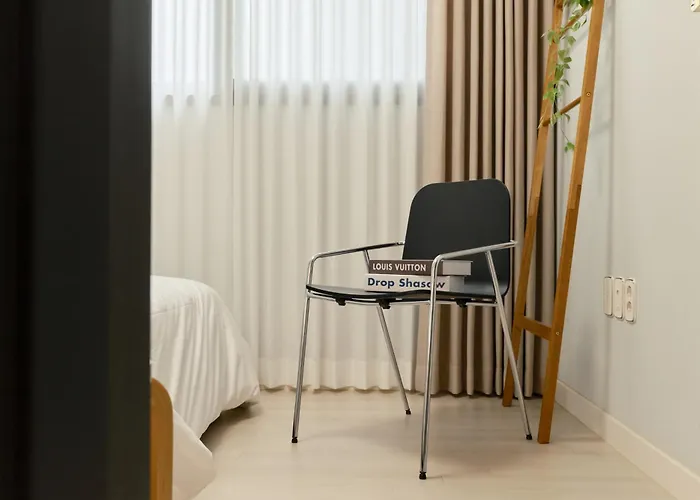 Apartment Serene Space